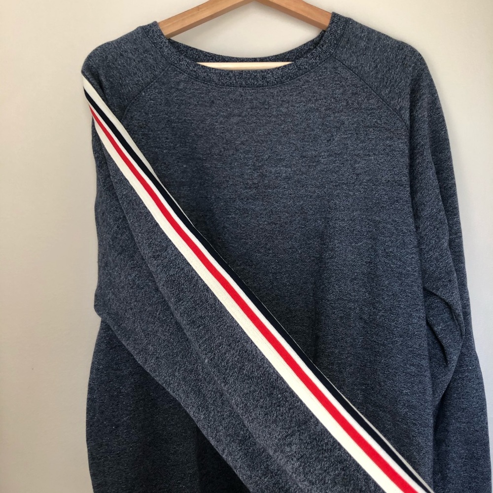Cozy crew neck ❤️